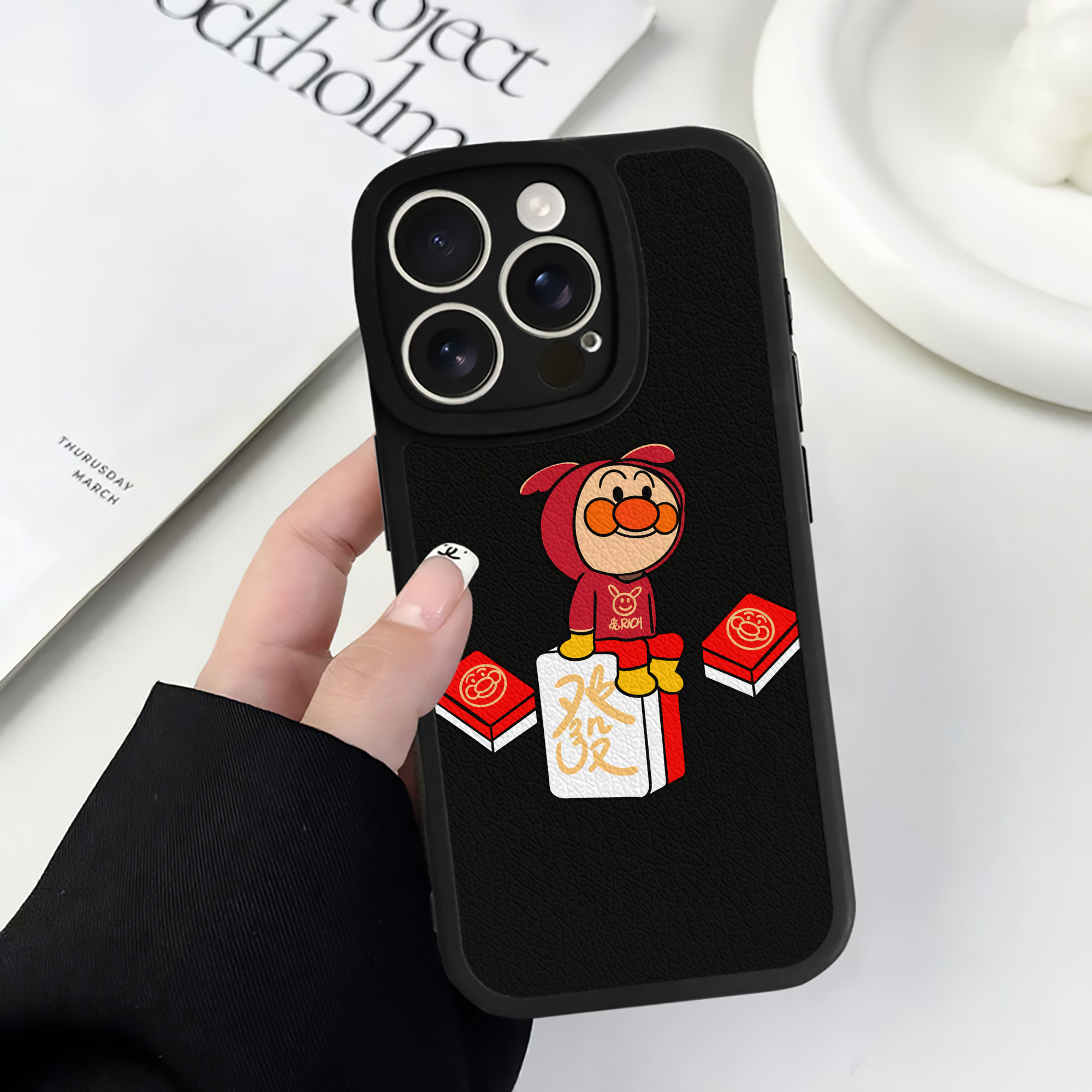 （画像用） アンパンマン Anpanman 【iPhone 16シリーズ対応】シリコンスマホケース（レザー調） 材質：シリコン
